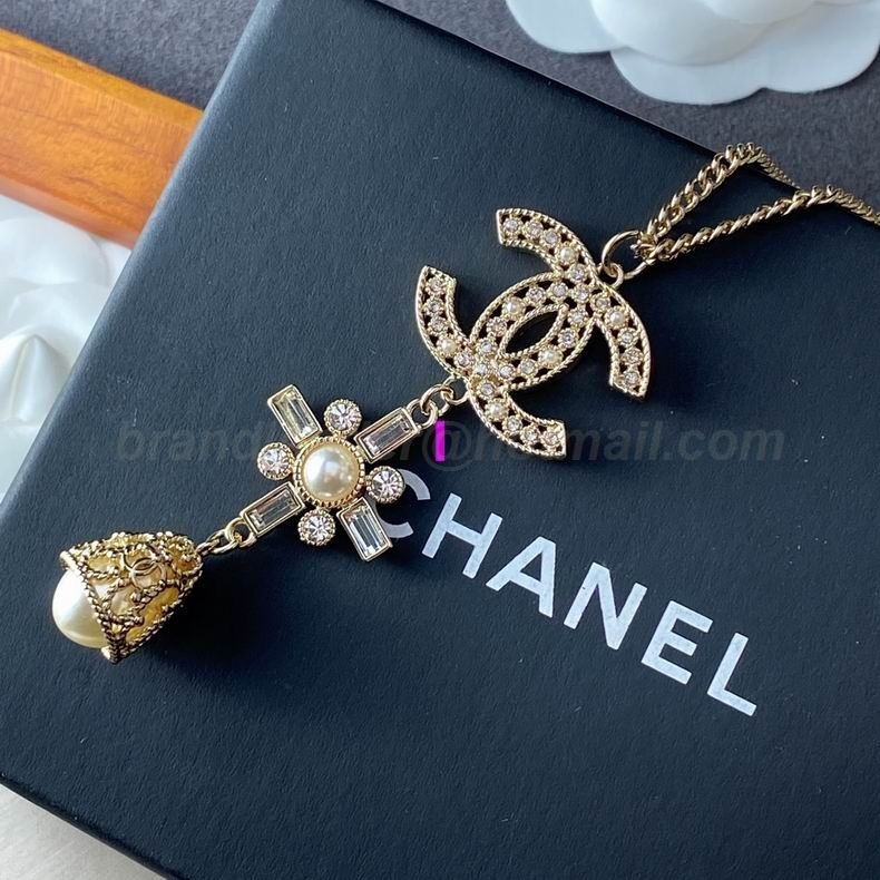 Chanel Necklaces 402